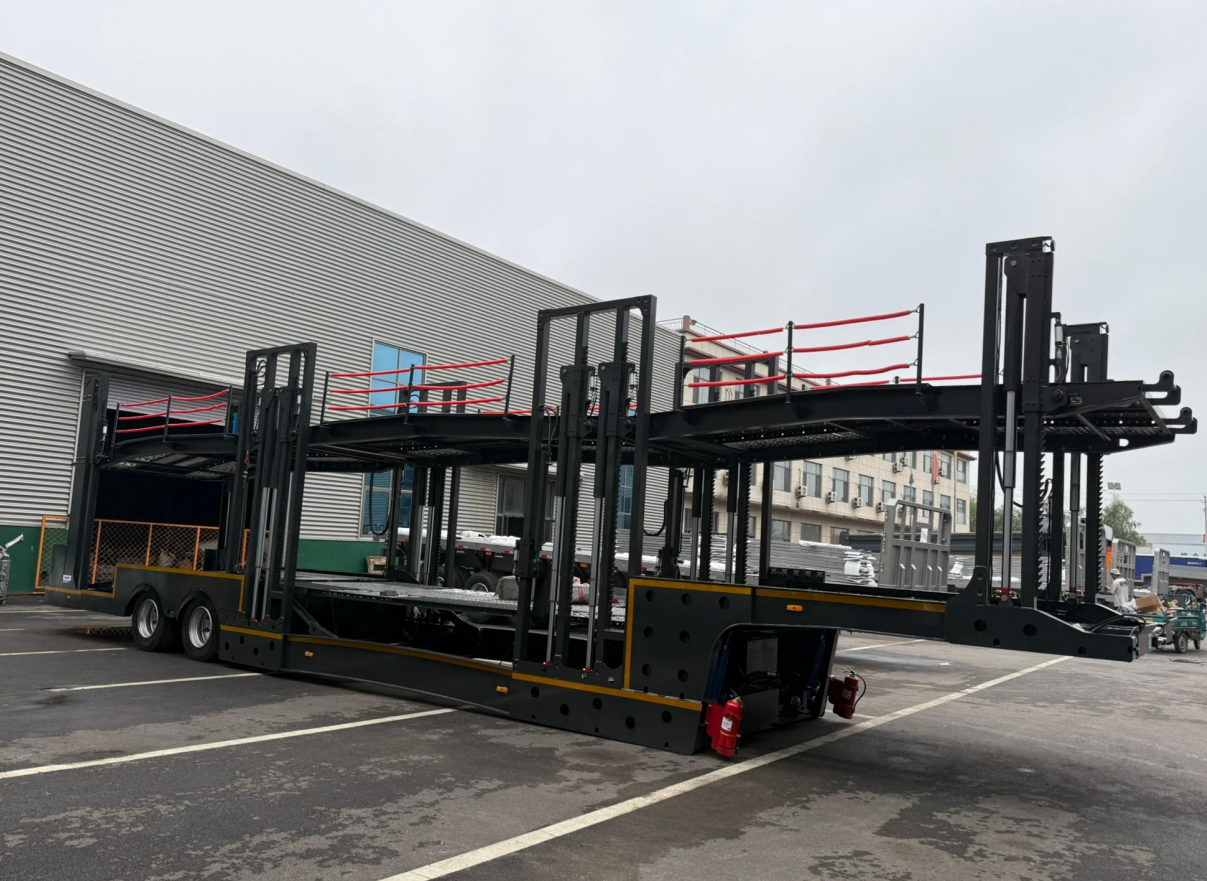 HUAYUE 7-car carrier trailer full view, complying with the Australian 14.5m length limit