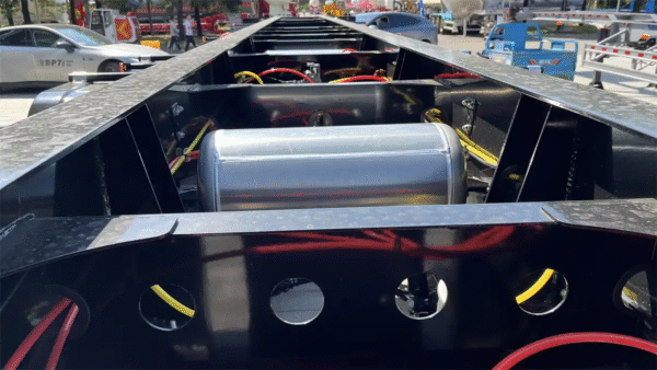 4-Axle-Flatbed-Trailer - Image 5